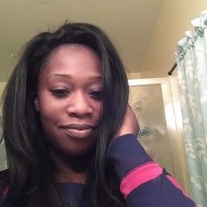 Meet your Posher, Elisa